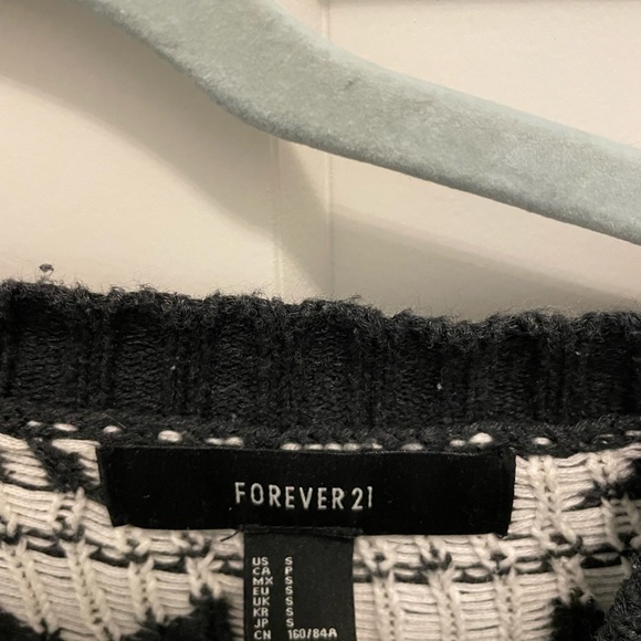 Christmas Sweater - Picture 2 of 2